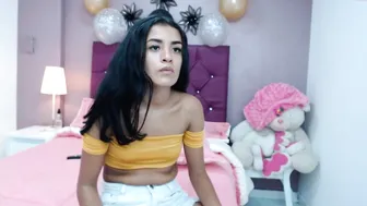 skinny_amalia1 juicy pussy