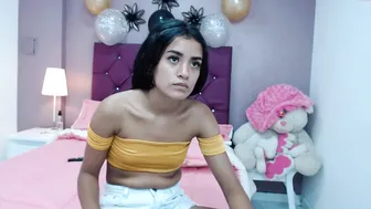 skinny_amalia1 juicy pussy