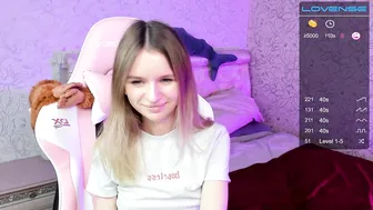 loli_lane teen pussy jerking off