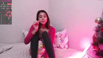 delilahyourlove experienced trash cram hand in both their holes