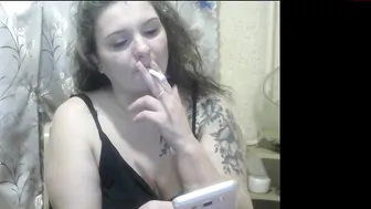 sex_bomba_xx luxurious blonde passionately pulls pussy