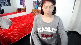 nathi_sex gorgeous busty pussy masturbates