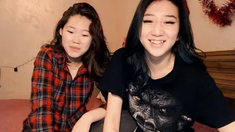 meowed_dance slim confused gently squeezes vagina