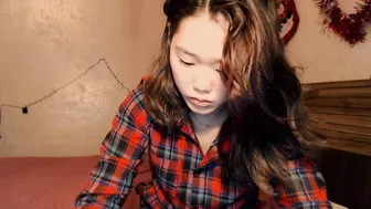 meowed_dance slim confused gently squeezes vagina