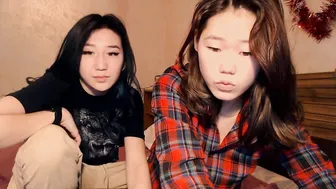 meowed_dance slim confused gently squeezes vagina