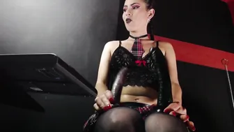 linda_blue 27 july 2020