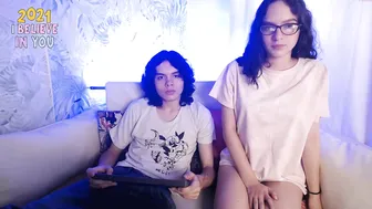 littlelust_ skinny bitch jerks pussy with dildo