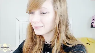 jessica slut caresses his cap