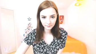elisa_oliver stunning babe banging her vagina deeply