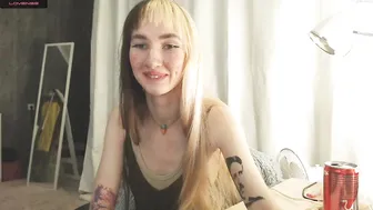 bella_vampir Busty girl