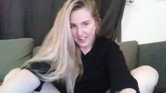 british_babe20 nice tits