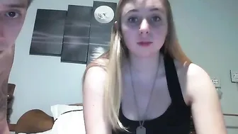 high_sex_drive1995 Shrews confused fucks her pussy with a phallus