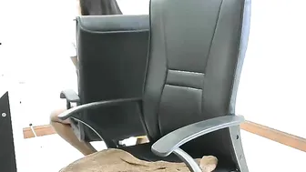 dropitella Tender kitty indulges in sex toys