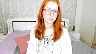 leona_golden Emotional shmarina