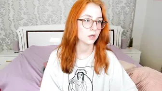 leona_golden cute lady jerking off her cunt