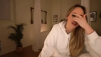 lace888 hot chick strips slut