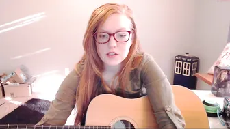 ginger_soulz graceful bitch fucks both holes