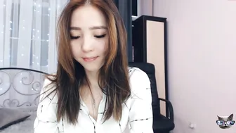 alueshka tender small fucks herself in the pussy