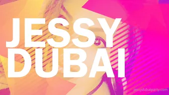 Jessy Dubai Onlyfans pissing a little leaning on the back of the chair