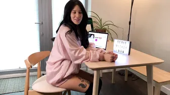 servemickey luxurious slut fingering cunt