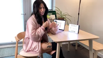 servemickey luxurious slut fingering cunt