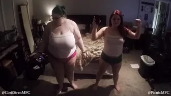 MissPaisley handjob and play with sex toys