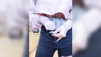 PastelWife onlyfans homemade bitch performs a striptease