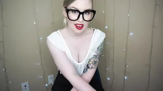 Mystie_Mae gorgeous bitches do caressing in the shower