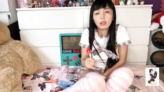 MaricaHase naughty passion pulls pussy
