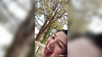 Alyx Star sexy hippo