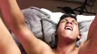 Eva Paradis onlyfans slutty chicks lick their cunt