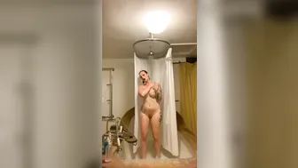 zaradurose onlyfans Busty female