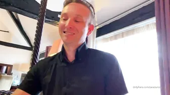 zaradurose onlyfans masturbating and playing with her pussy