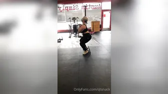 qtsnack onlyfans great figure