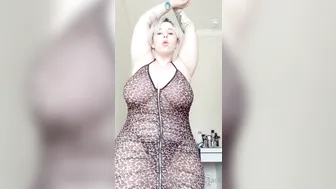 qtsnack onlyfans the obstinate confused gorgeous jerks off