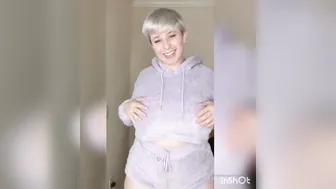 qtsnack onlyfans slim mulatto dancing erotic dance