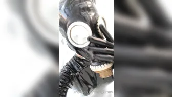 eri_kitami chick with slack tits dancing in front of the camera