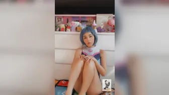 MaricaHase slim model