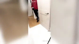 Jessy Dubai Onlyfans milf with tattoos jerks off her cunt