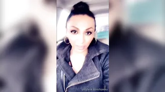 Jessy Dubai Onlyfans spectacular slut strokes her clit