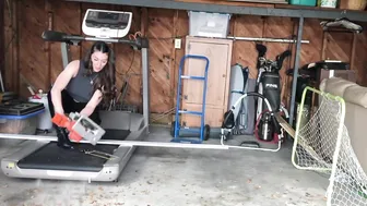 Iamyetti thin skin sucks rubber dick