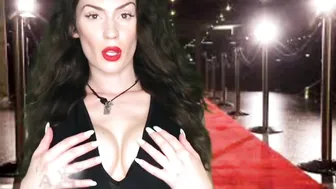 Iamyetti cute girl fingering pussy with vibrator