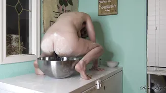 Nadialove Busty brunette