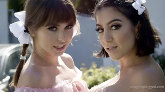 lenatheplugxxx onlyfans Tanned slut