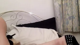 crystalcandy69 Attractive females