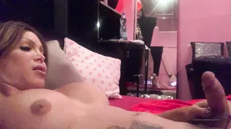 Vanessa Jhons onlyfans cute confused lustfully communicates in fries