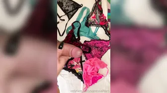 Vanessa Jhons onlyfans Bitch chases