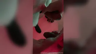 Vanessa Jhons onlyfans pretty lady puts on juicy vagina