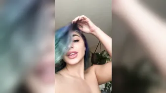 OnlyFans Emily_Rinaudo elegant  cam girl  engaged in lustful caresses