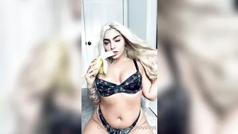 OnlyFans Emily_Rinaudo trans girl tames her girlfriend